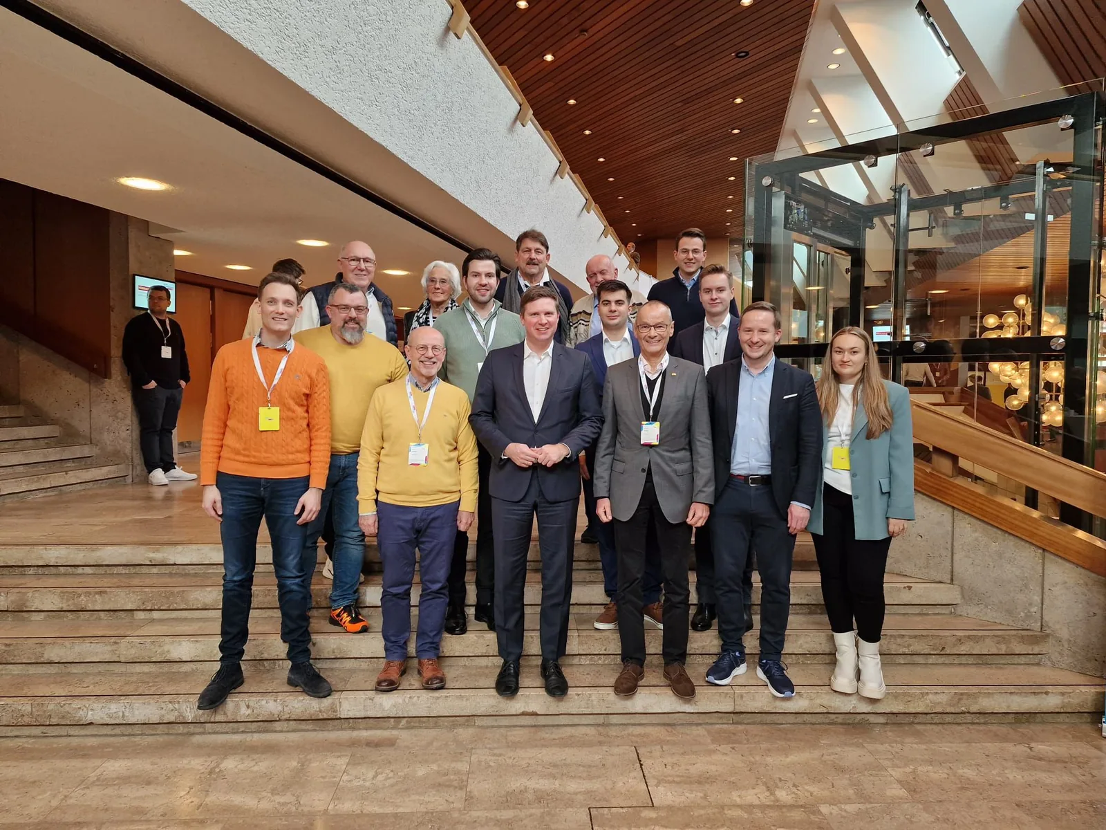 Gruppenfoto von Mitgliedern des FDP-Kreisverbands Böblingen beim 126. ordentlichen Landesparteitag der FDP